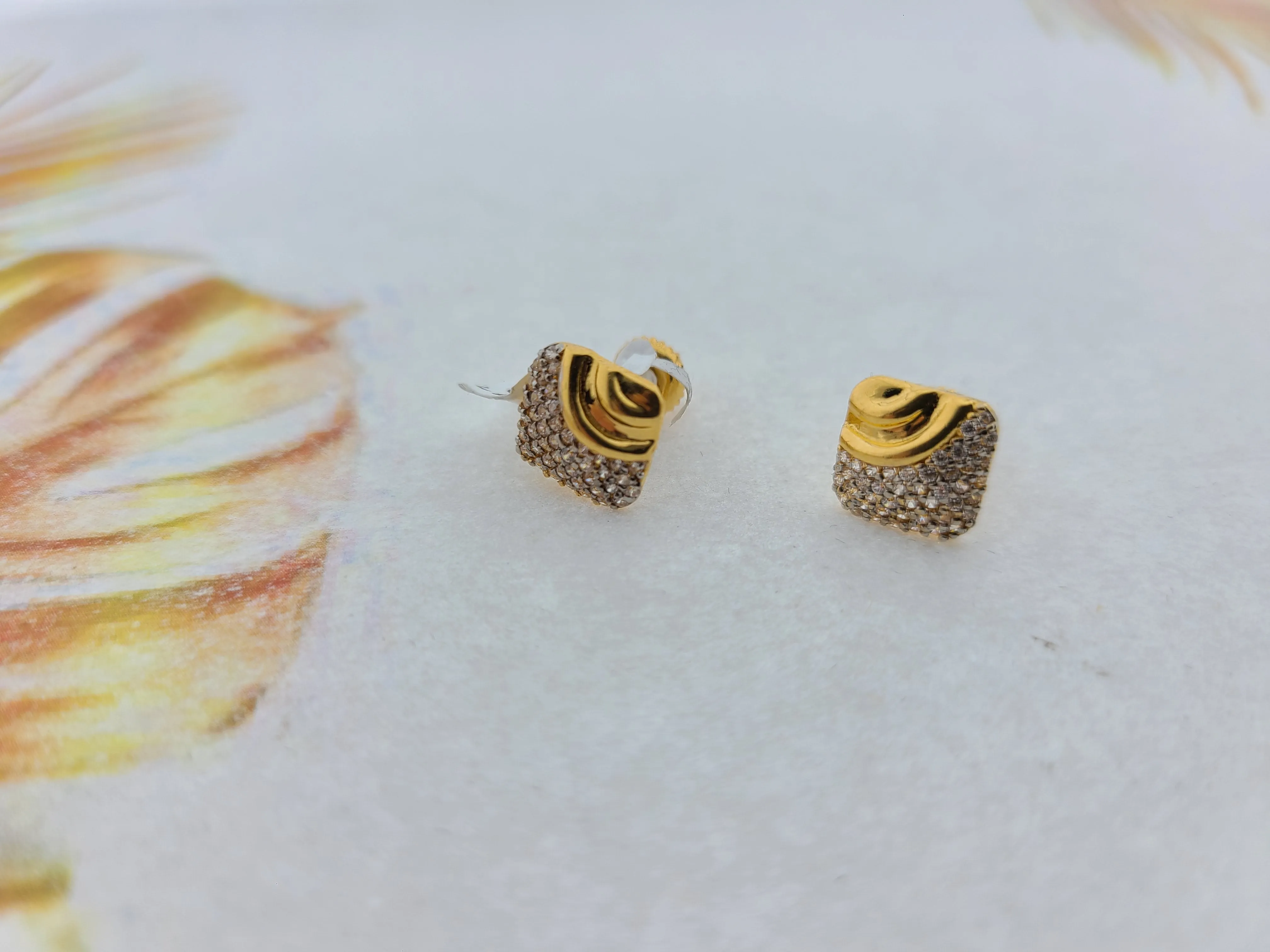 22K Solid Gold Zircon Studs E22283