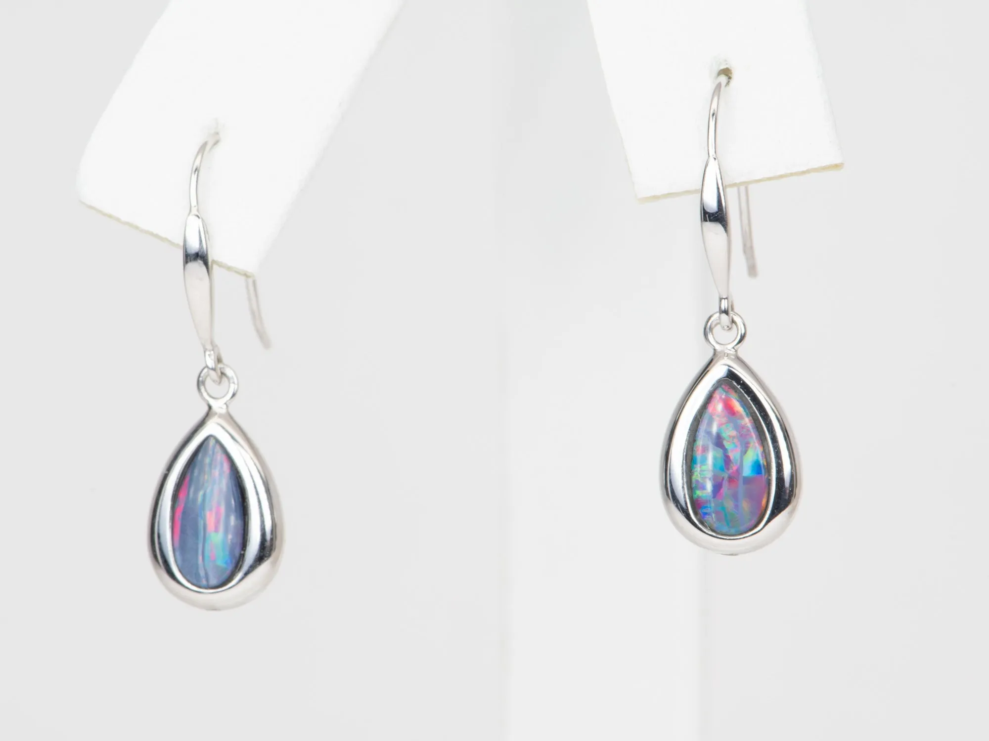 Australian Opal Dangle Earrings 14K Gold R3110