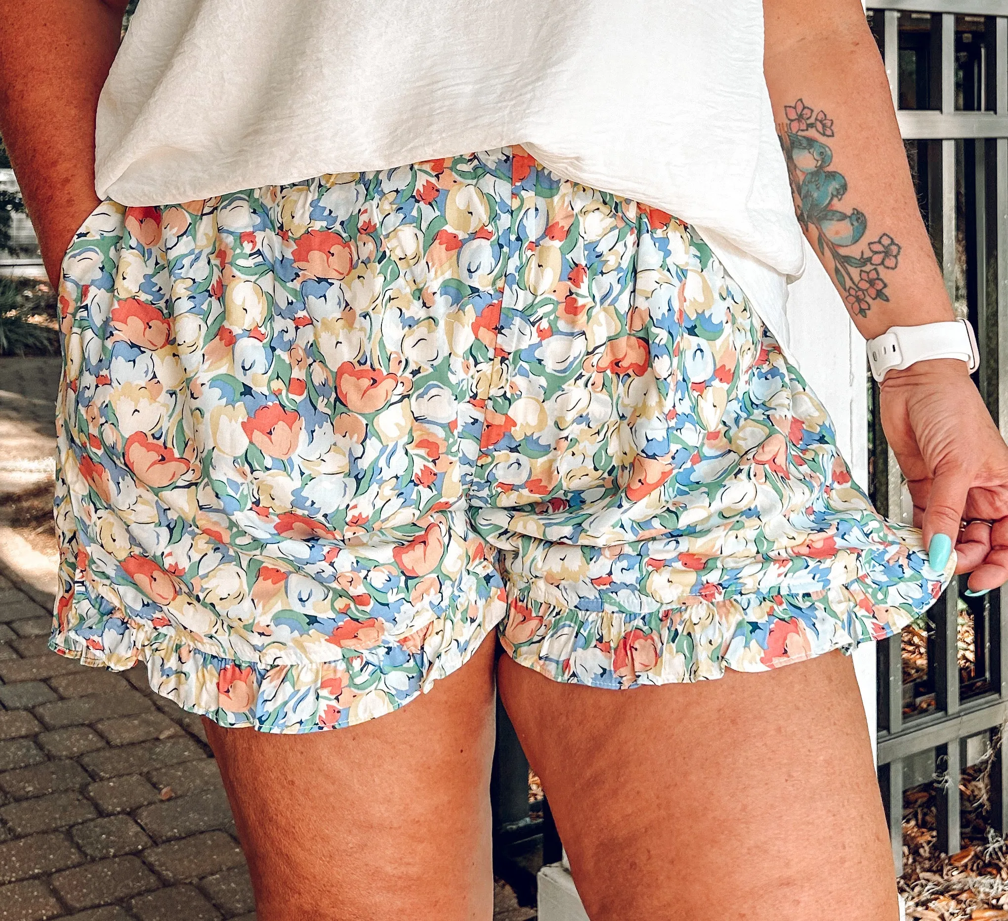 Floral Curvy Shorts | Blue