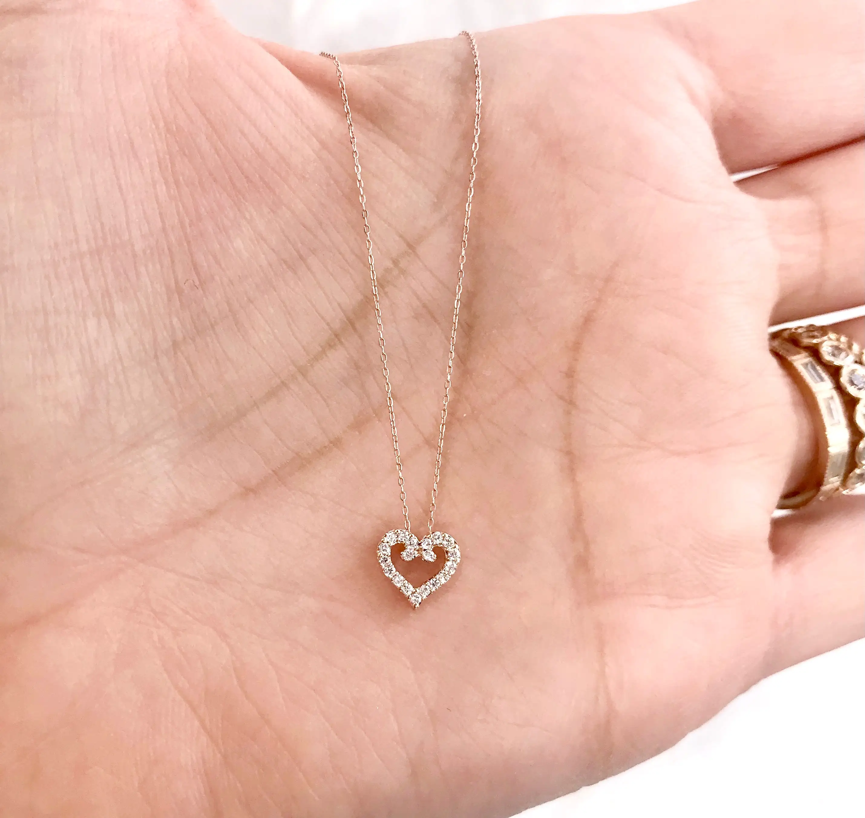 Icicles 10k Gold Diamond Heart Necklace