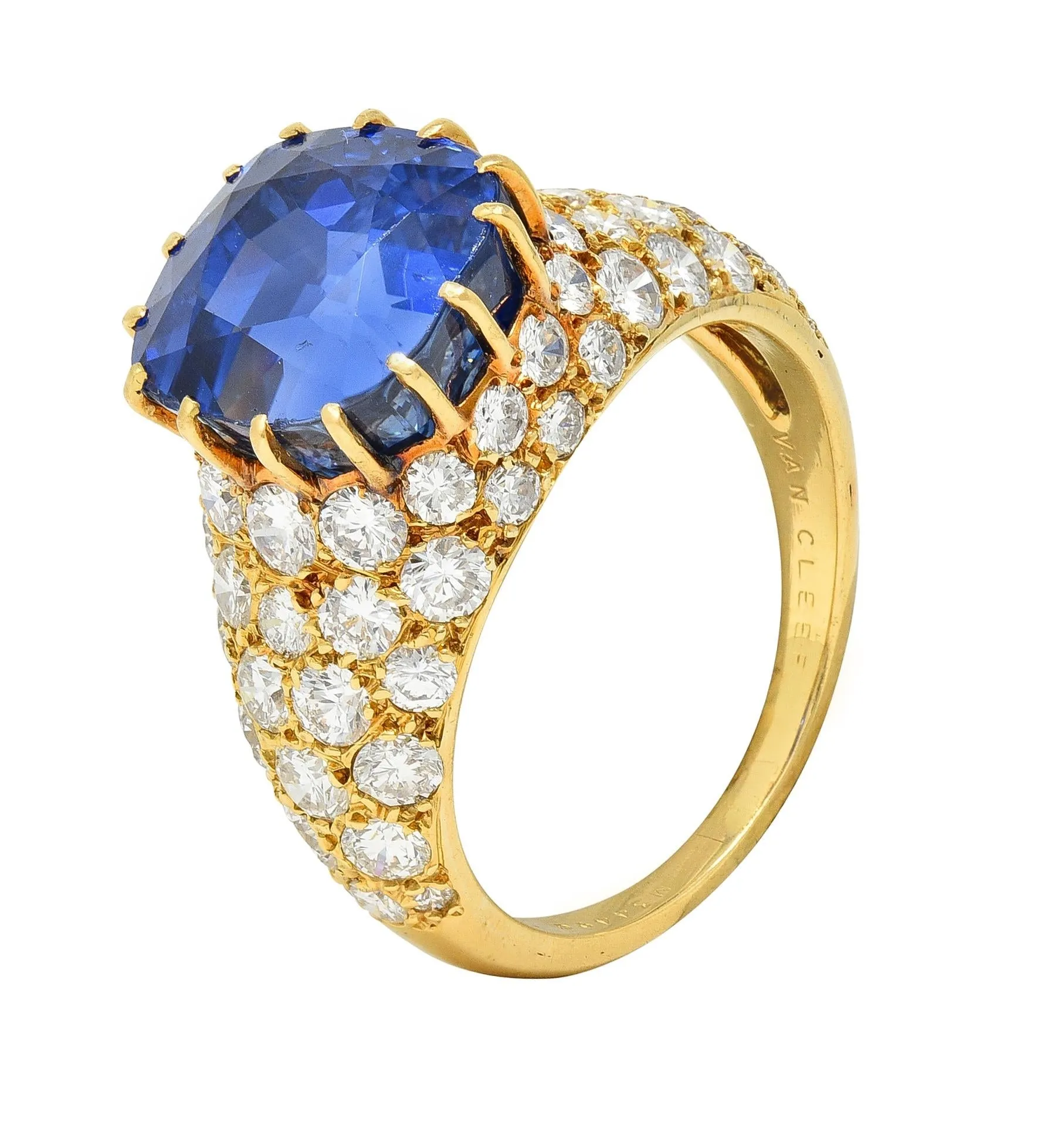 Van Cleef & Arpels French 1980s 12.05 CTW No Heat Ceylon Sapphire Diamond 18 Karat Yellow Gold Ring AGL