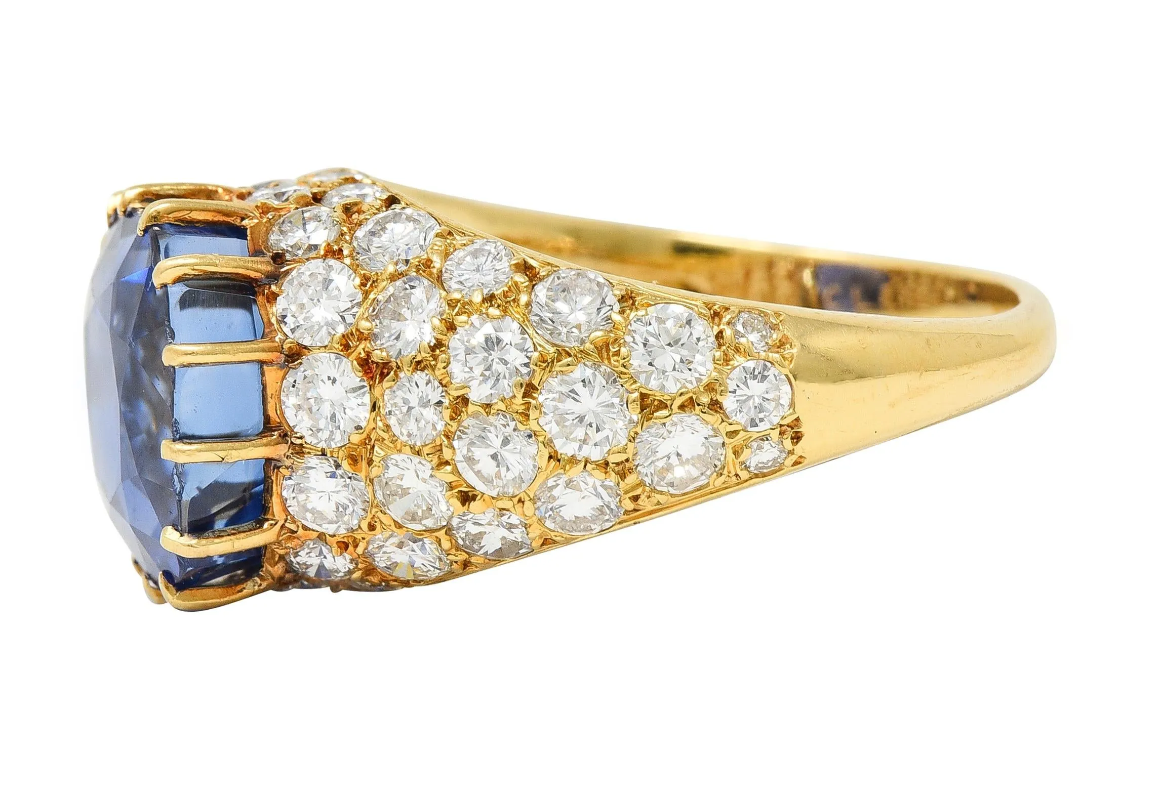 Van Cleef & Arpels French 1980s 12.05 CTW No Heat Ceylon Sapphire Diamond 18 Karat Yellow Gold Ring AGL