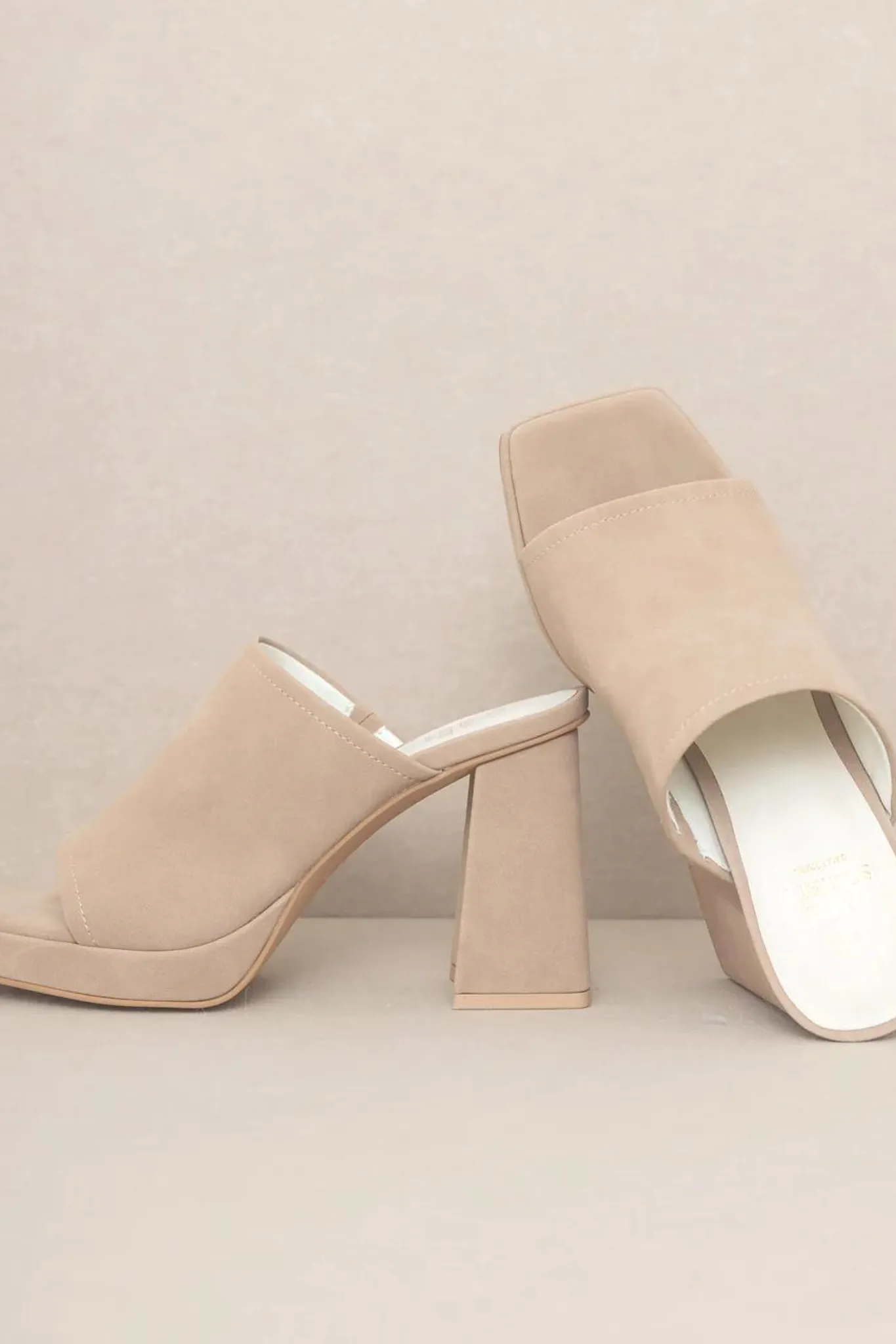 Vivienne Platform Heels Taupe